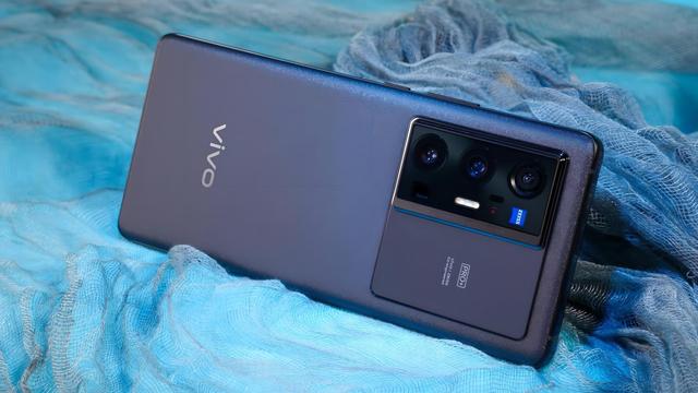 vivo X系列VS S系列：巅峰旗舰与中坚力量的对决！