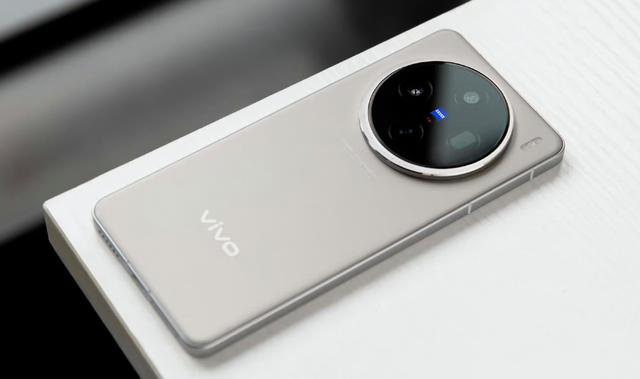 因为这四个理由，我决定购买3999元的vivo X100s