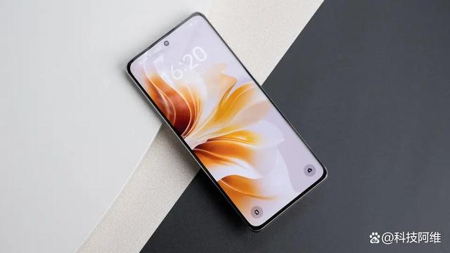 OPPO“用力太猛”，发布四个月跌至1831元起，24GB+512GB+曲面屏