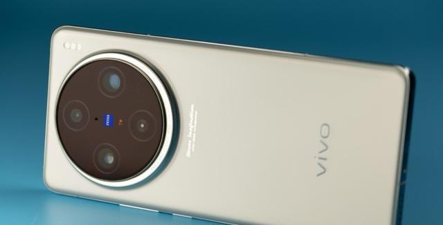 vivo X100s Pro领衔推荐，开学季手机清单性能与价格兼顾